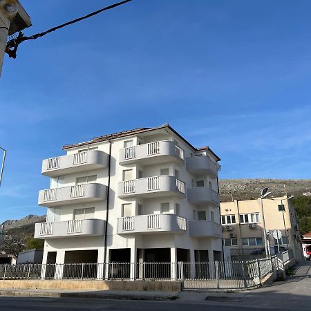 Apartments Lucia Podstrana Exterior foto