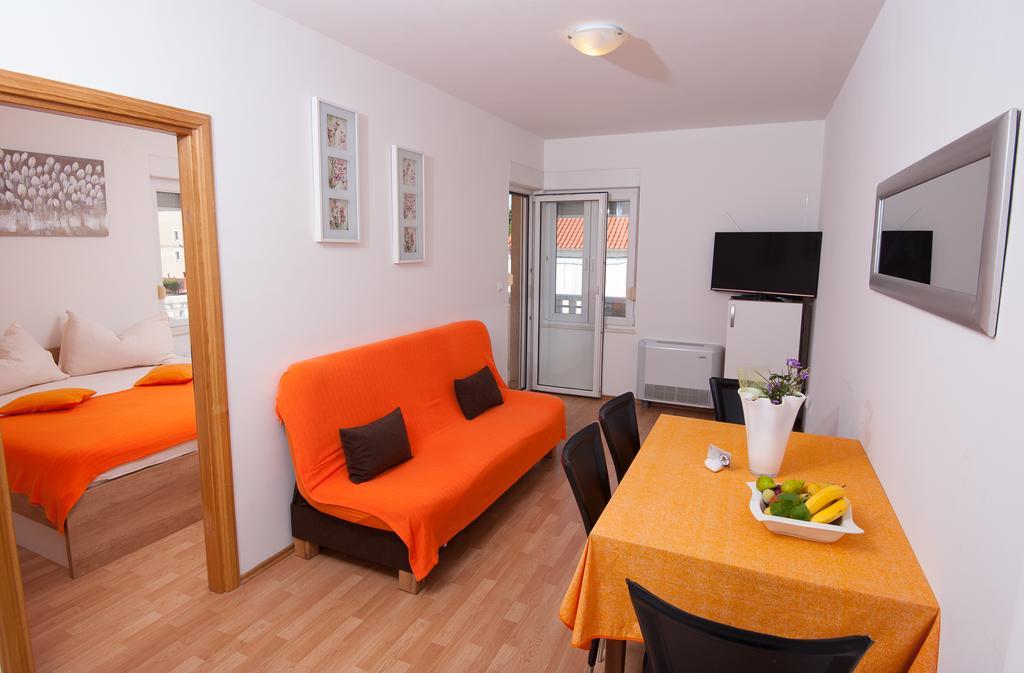 Apartments Lucia Podstrana Exterior foto