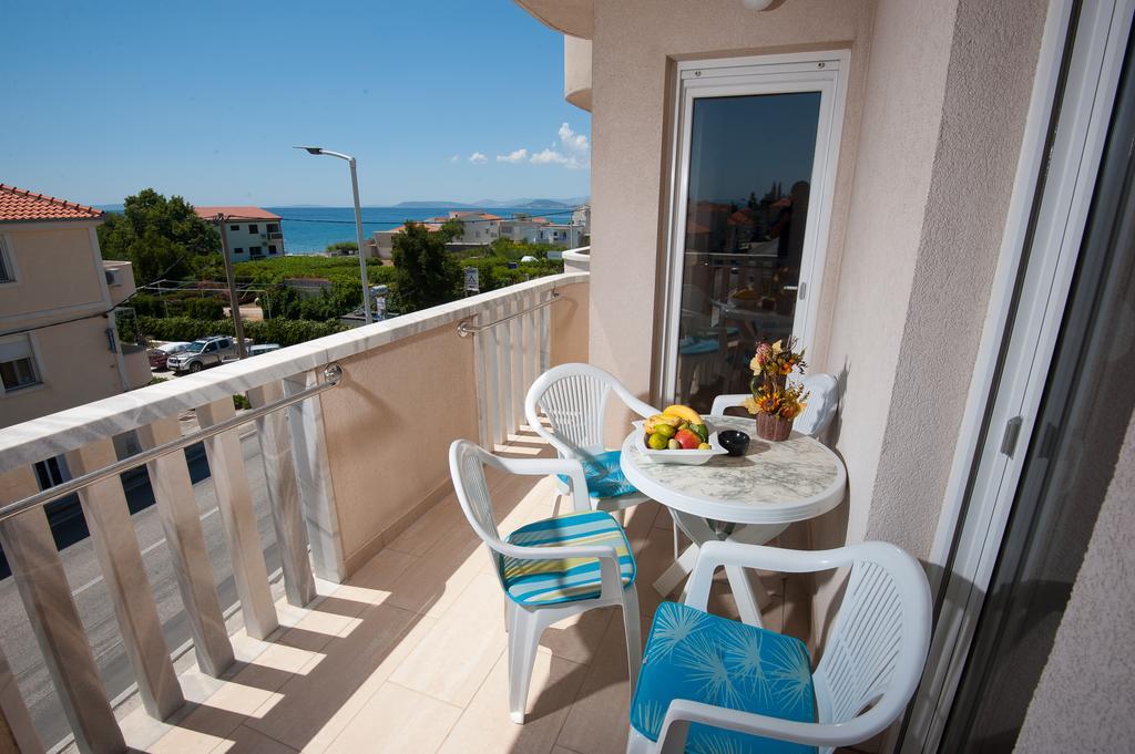 Apartments Lucia Podstrana Exterior foto